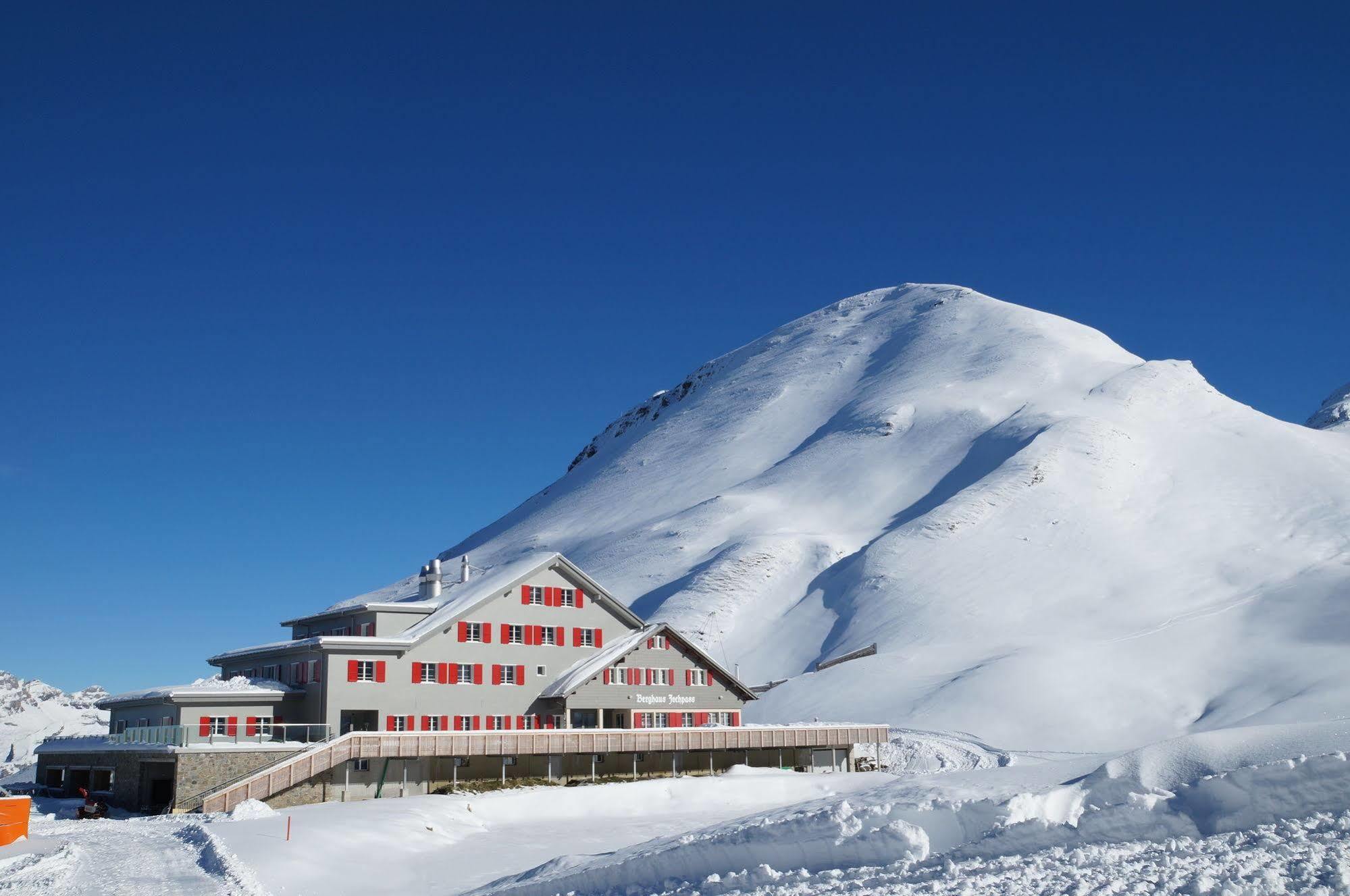 Hotel Bärghuis Jochpass - Ein Erlebnis auf 2222müM, gut erreichbar mit Gondel und Sessel-Lift Engelberg Exterior foto